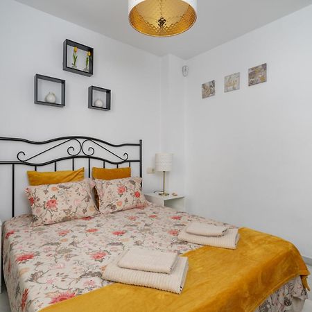 Nice Apartments 20 Meters From The Beach 丰希罗拉 外观 照片